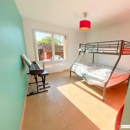 Grand En Pleine Nature Et Proche ! Apartment