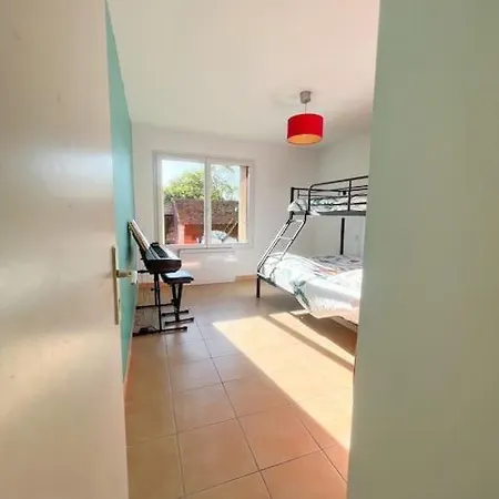 Apartment Grand En Pleine Nature Et Proche ! Castries