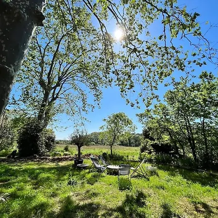 Grand En Pleine Nature Et Proche !
